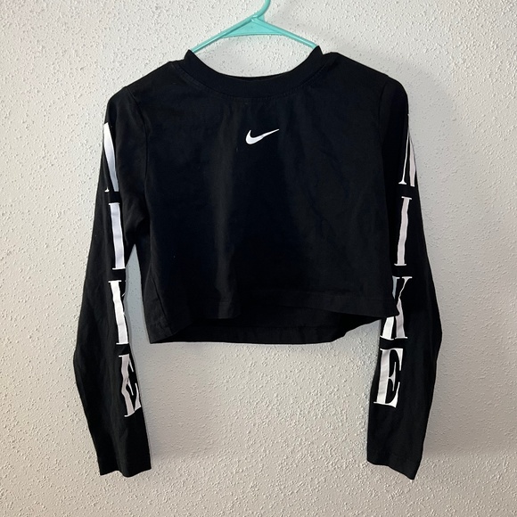Nike Crop Top - Picture 1 of 1